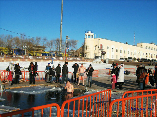 / Владивосток, крещенские купания